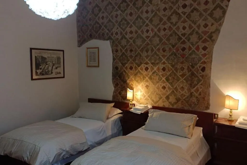 Apartment Rosso Fiorentino Florence Italy